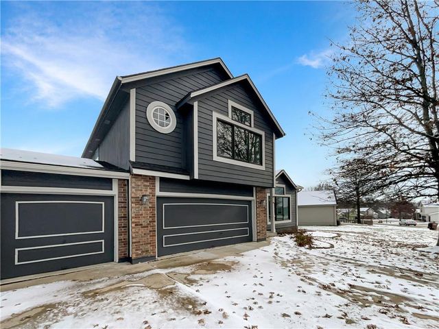 603 Old Paint Road, Raymore, MO 64083