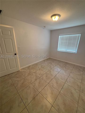 14084 NE 2nd Ave 14084, Miami, FL 33161