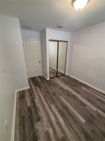 14084 NE 2nd Ave 14084, Miami, FL 33161