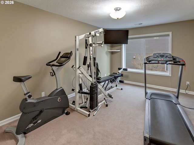 11074 Se WESTCHESTER Ave, Happy Valley, OR 97086