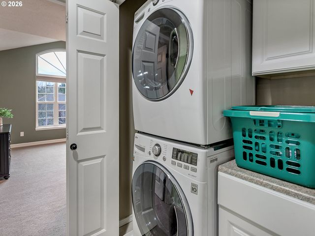 11074 Se WESTCHESTER Ave, Happy Valley, OR 97086