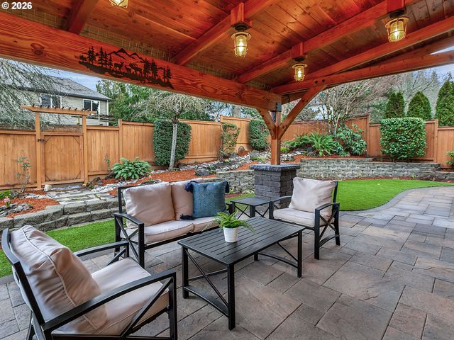 11074 Se WESTCHESTER Ave, Happy Valley, OR 97086