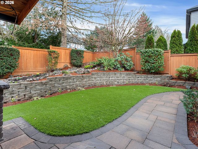 11074 Se WESTCHESTER Ave, Happy Valley, OR 97086