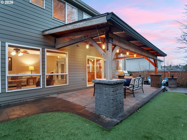 11074 Se WESTCHESTER Ave, Happy Valley, OR 97086