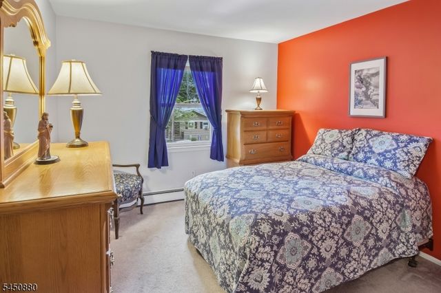 110 Marne Rd, Hopatcong Boro, NJ 07843