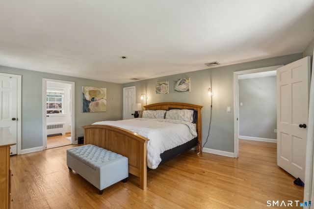 83 Mulberry Hill, Hamden, CT 06517