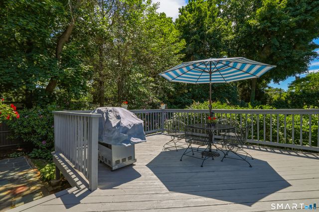 83 Mulberry Hill, Hamden, CT 06517