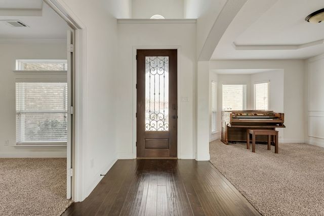 1652 Scarlet Crown Drive, Fort Worth, TX 76177