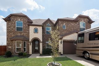 1652 Scarlet Crown Drive, Fort Worth, TX 76177