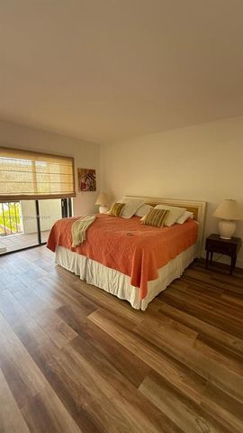 2600 Cardena Street 13, Coral Gables, FL 33134