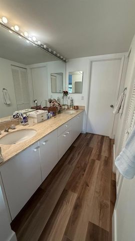 2600 Cardena Street 13, Coral Gables, FL 33134