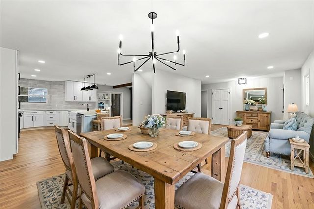 9625 Beverly Drive, Overland Park, KS 66207