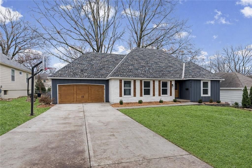 9625 Beverly Drive, Overland Park, KS 66207