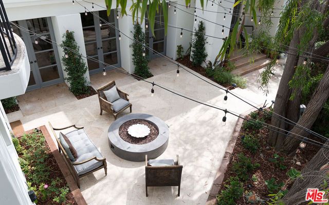 12307 7th Helena Drive, Los Angeles, CA 90049
