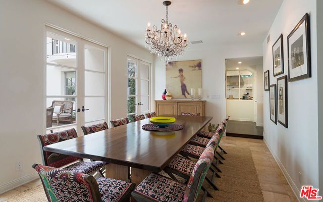 12307 7th Helena Drive, Los Angeles, CA 90049