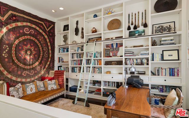 12307 7th Helena Drive, Los Angeles, CA 90049