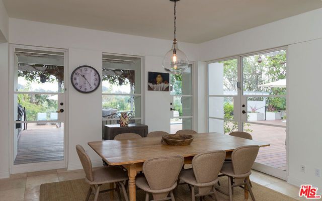 12307 7th Helena Drive, Los Angeles, CA 90049