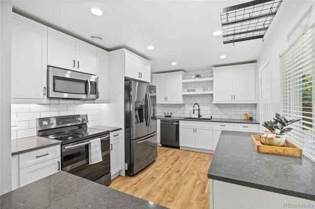 8206 E Lehigh Avenue, Denver, CO 80237