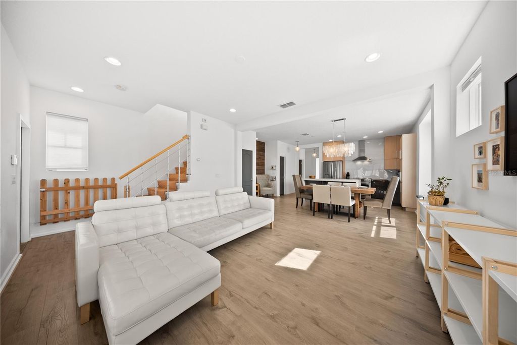 Image 12 of property listing at 13949 HAHN LANE, Orlando, FL 32827