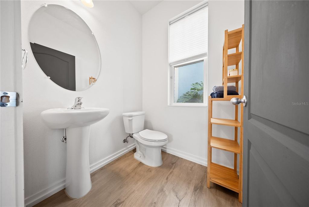 Image 15 of property listing at 13949 HAHN LANE, Orlando, FL 32827