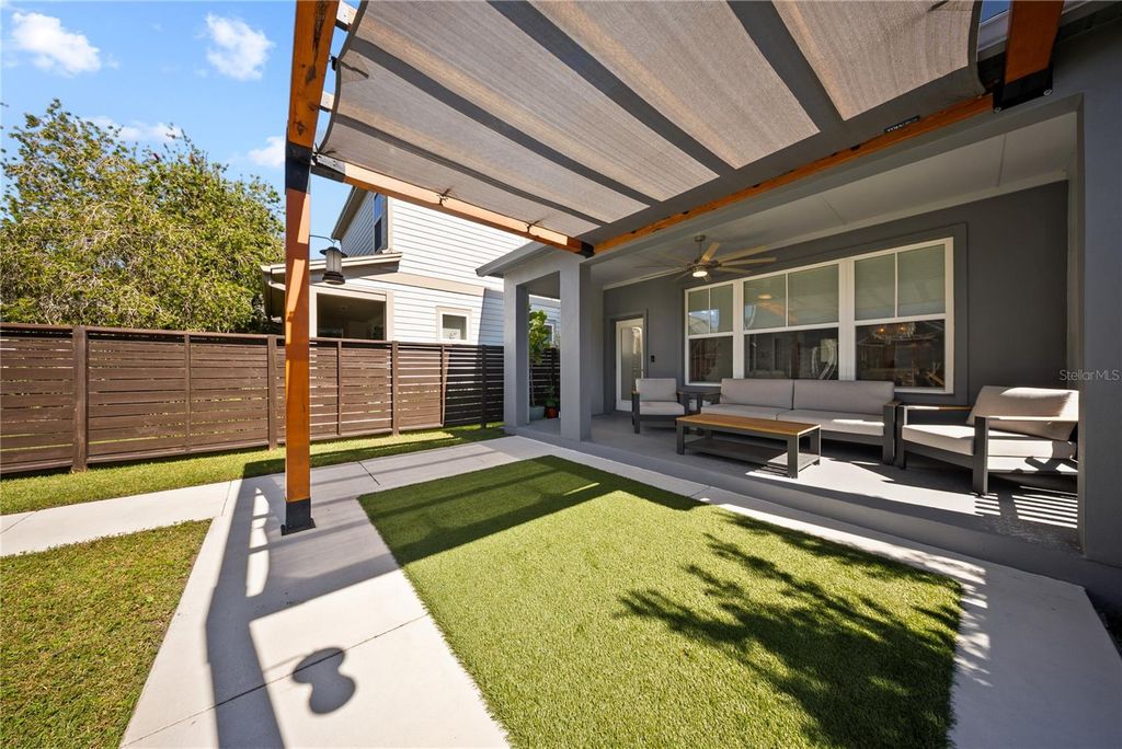 Image 20 of property listing at 13949 HAHN LANE, Orlando, FL 32827