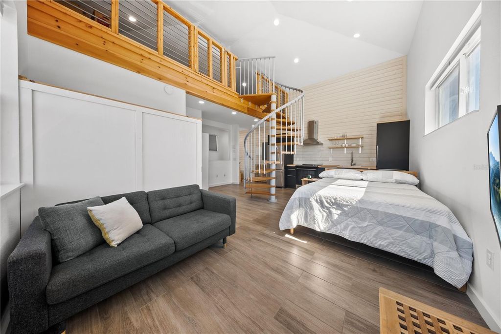 Image 53 of property listing at 13949 HAHN LANE, Orlando, FL 32827