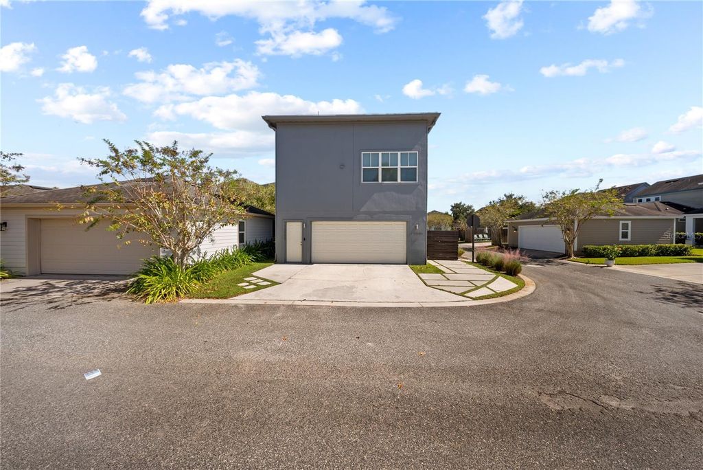 Image 57 of property listing at 13949 HAHN LANE, Orlando, FL 32827