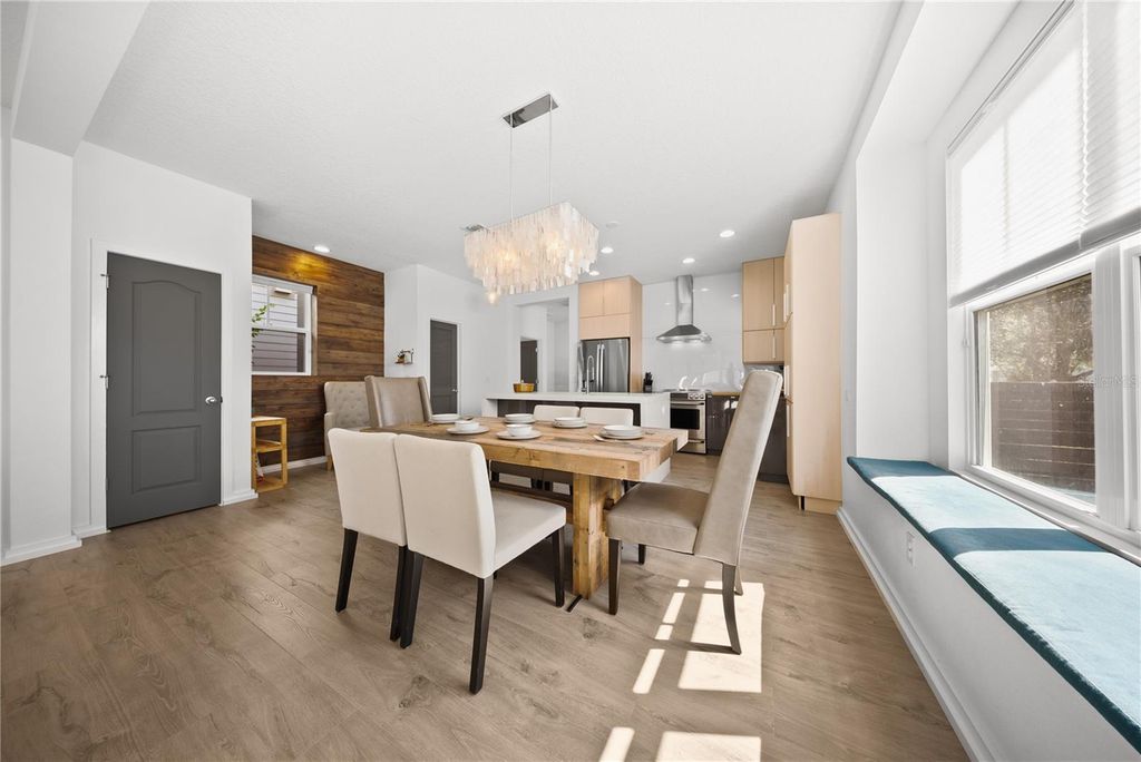 Image 7 of property listing at 13949 HAHN LANE, Orlando, FL 32827