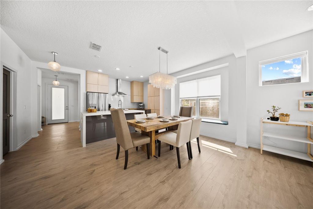 Image 9 of property listing at 13949 HAHN LANE, Orlando, FL 32827