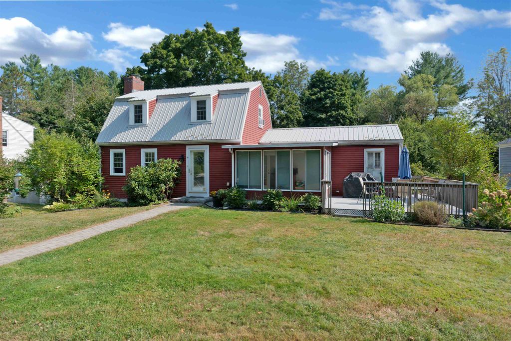 14 Bayview Road, Durham, NH 03824