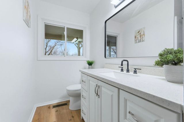 7412 Avalon Drive, Fort Wayne, IN 46819