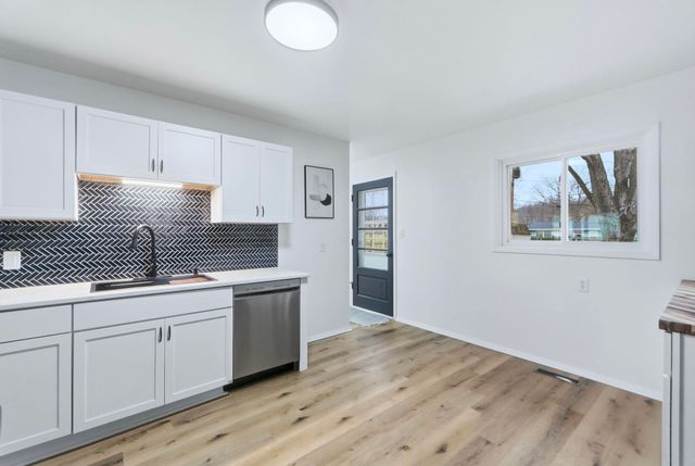 7412 Avalon Drive, Fort Wayne, IN 46819