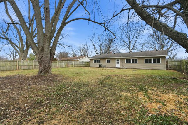 7412 Avalon Drive, Fort Wayne, IN 46819