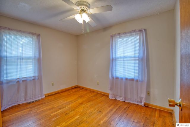 820 Chicago Avenue, Plattsmouth, NE 68048