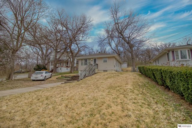 820 Chicago Avenue, Plattsmouth, NE 68048