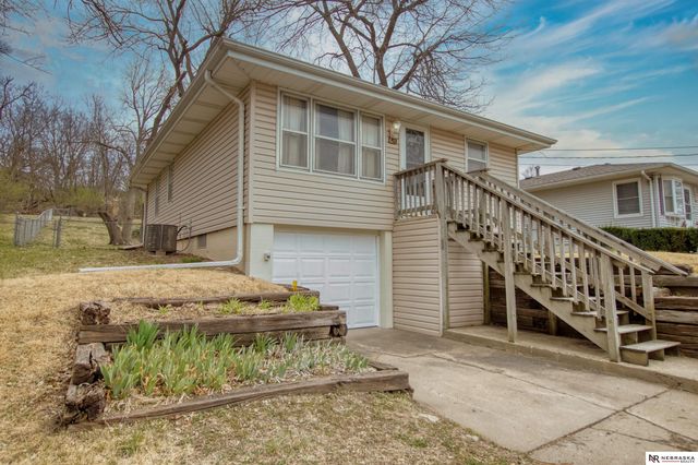 820 Chicago Avenue, Plattsmouth, NE 68048