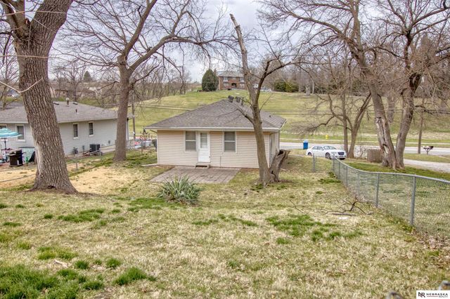 820 Chicago Avenue, Plattsmouth, NE 68048