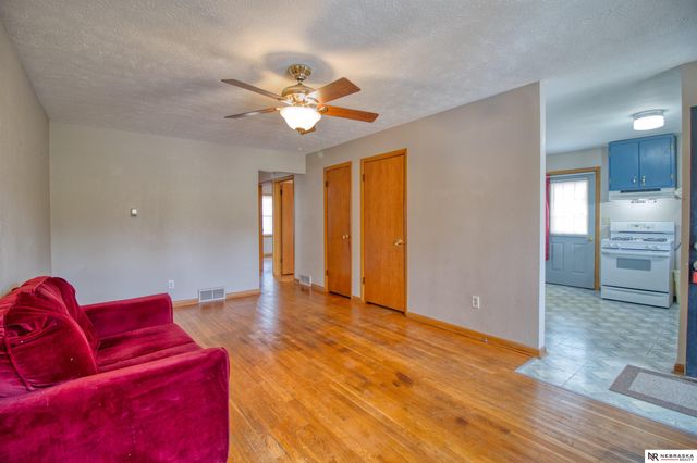 820 Chicago Avenue, Plattsmouth, NE 68048