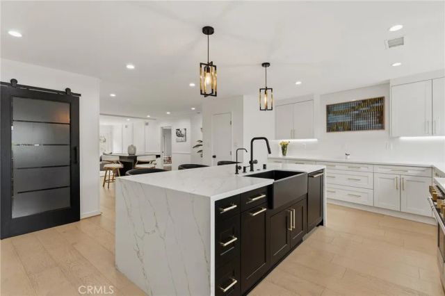 5931 Maury Avenue, Woodland Hills, CA 91367