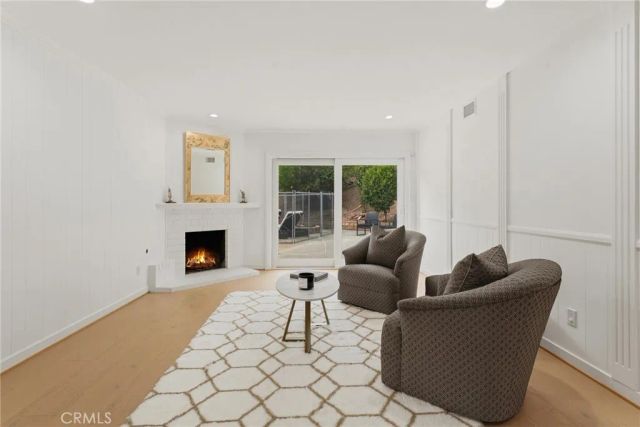 5931 Maury Avenue, Woodland Hills, CA 91367