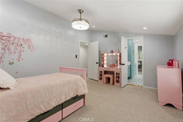 5931 Maury Avenue, Woodland Hills, CA 91367