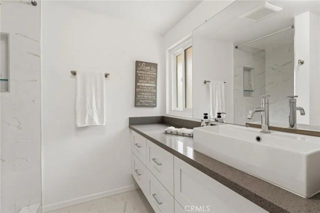 5931 Maury Avenue, Woodland Hills, CA 91367