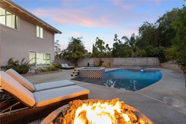 5931 Maury Avenue, Woodland Hills, CA 91367