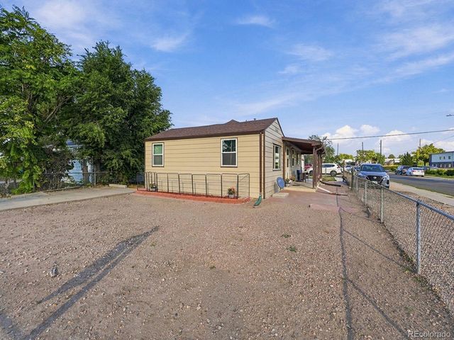7000 Grape Street, Commerce City, CO 80022