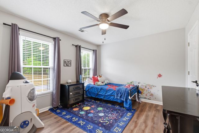 128 Lakeview Lane, Hiram, GA 30141