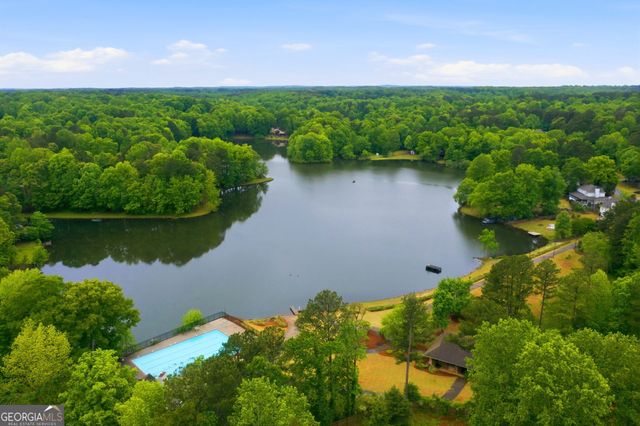 128 Lakeview Lane, Hiram, GA 30141