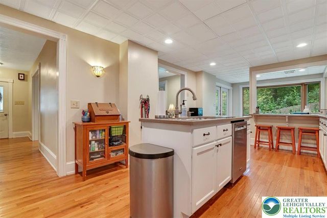 3585 Fairyland Road, Franklin Twp, PA 18235