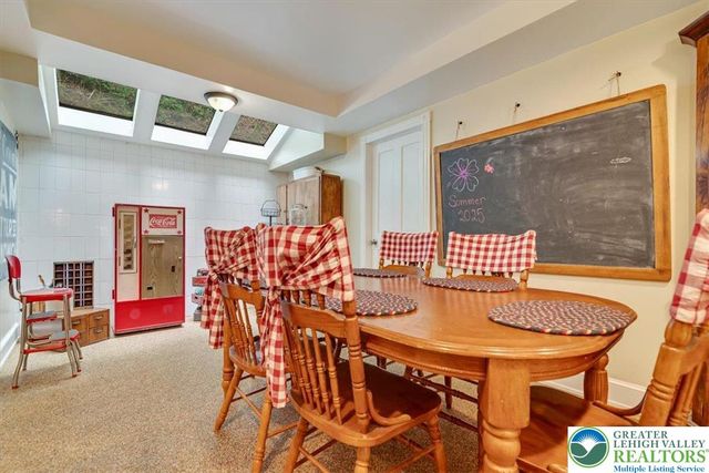 3585 Fairyland Road, Franklin Twp, PA 18235