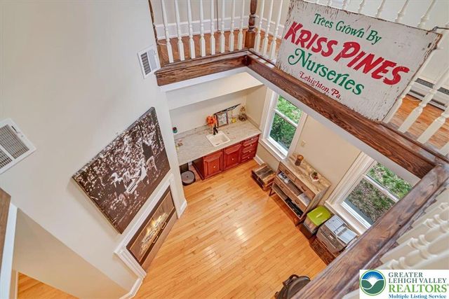 3585 Fairyland Road, Franklin Twp, PA 18235