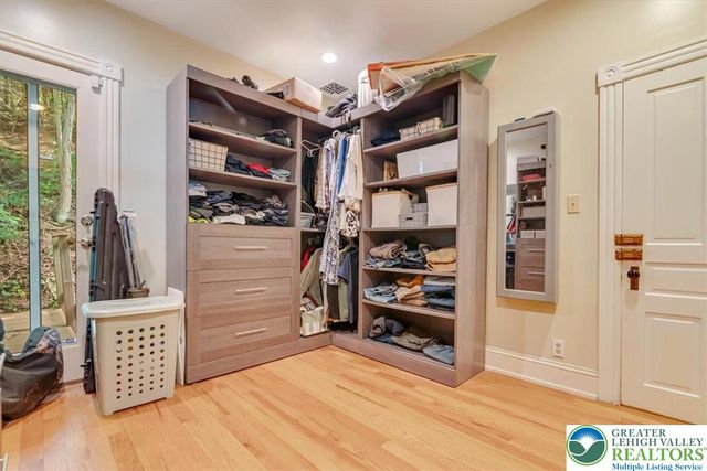 3585 Fairyland Road, Franklin Twp, PA 18235